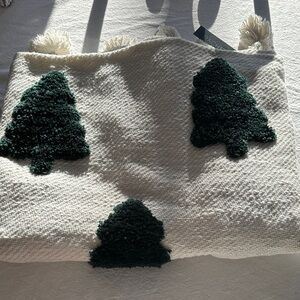 Rachel Zoe Beautiful Cream Christmas Tree Blanket 🎄
